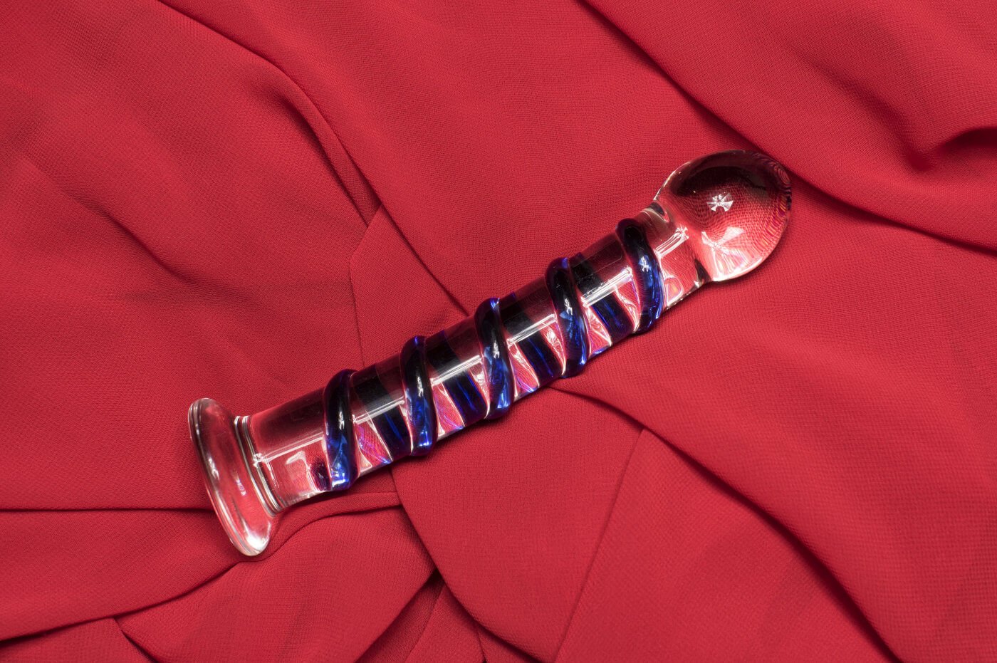 Der Glasdildo in Echtheitsoptik