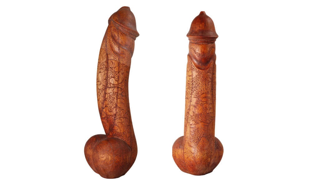 20cm-verzierter-Holzildo