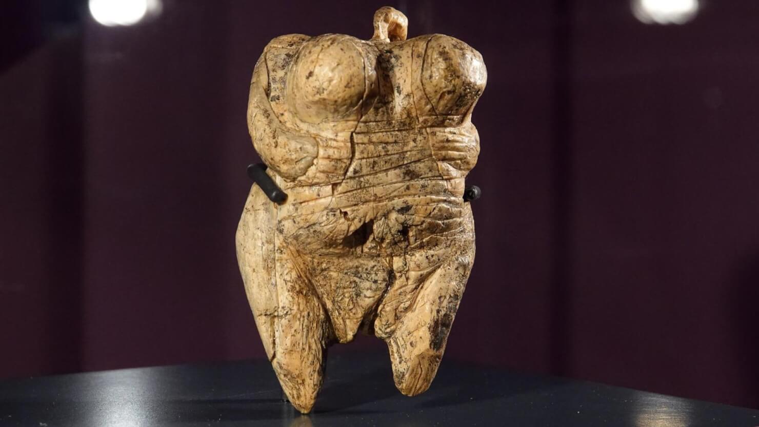 40.000-Jahre-alten-Venus-vom-Hohle-Fels 40.000-Jahre-alten-Venus-vom-Hohle-Fels